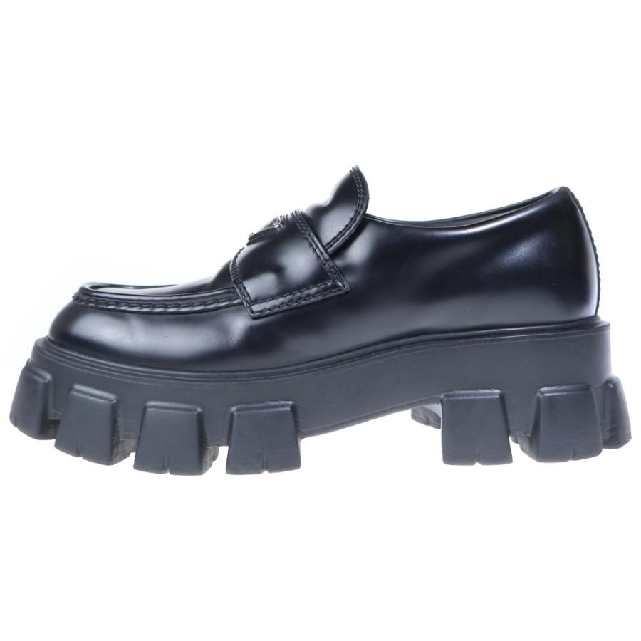 美品 プラダ ローファー モノリス 三角ロゴ ブラッシュドレザー 厚底 25 黒 PRADA（プラダ） モノリス ブラッシュドレザー 三角プレート