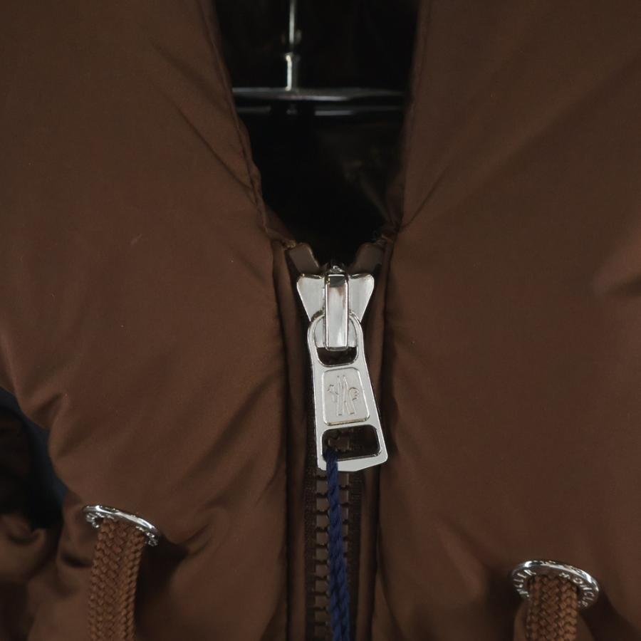 MONCLER モンクレール 23AW CARDAMINE ワッペンロゴ フーデッド ジップアップ ダウンベスト ブラウン I20911A00181 54A81の画像