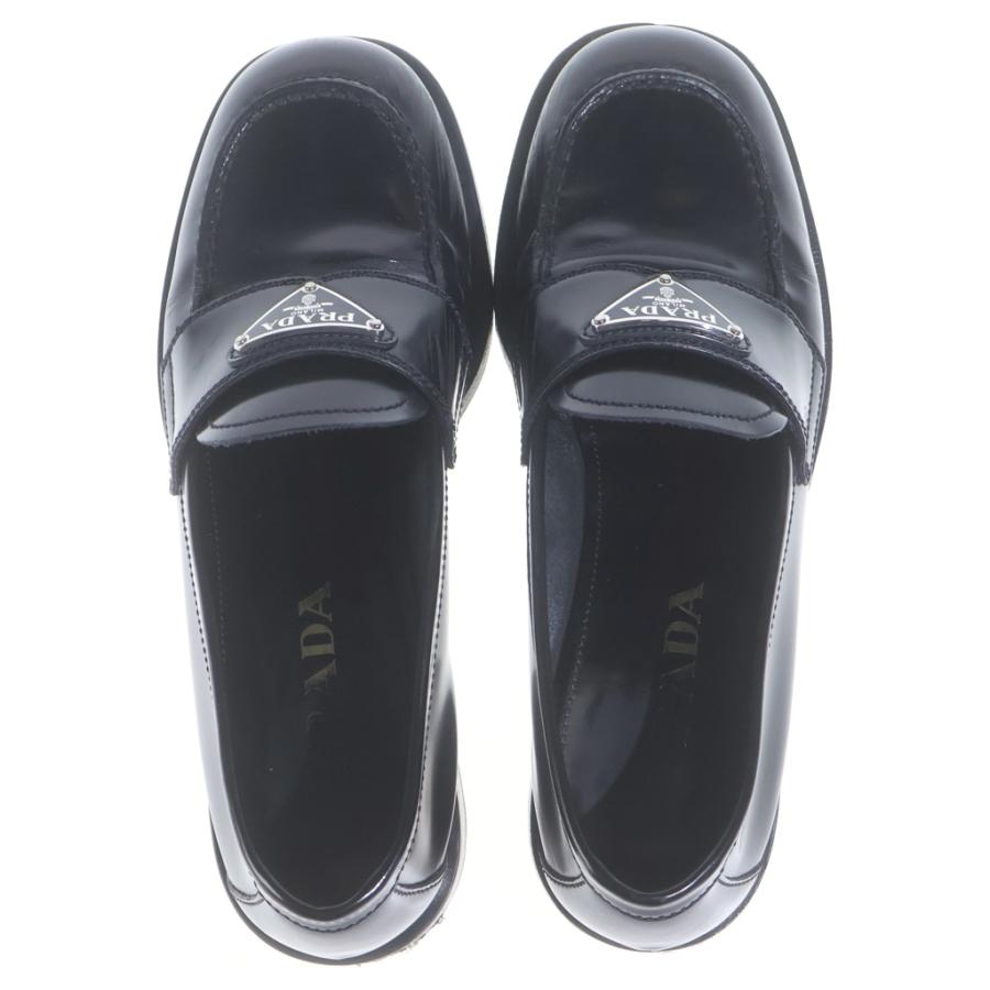 PRADA プラダ トライアングルプレートロゴ パンプス シューズ ブラック PRADA（プラダ） トライアングルロゴプレート ローファー 革靴 レザー