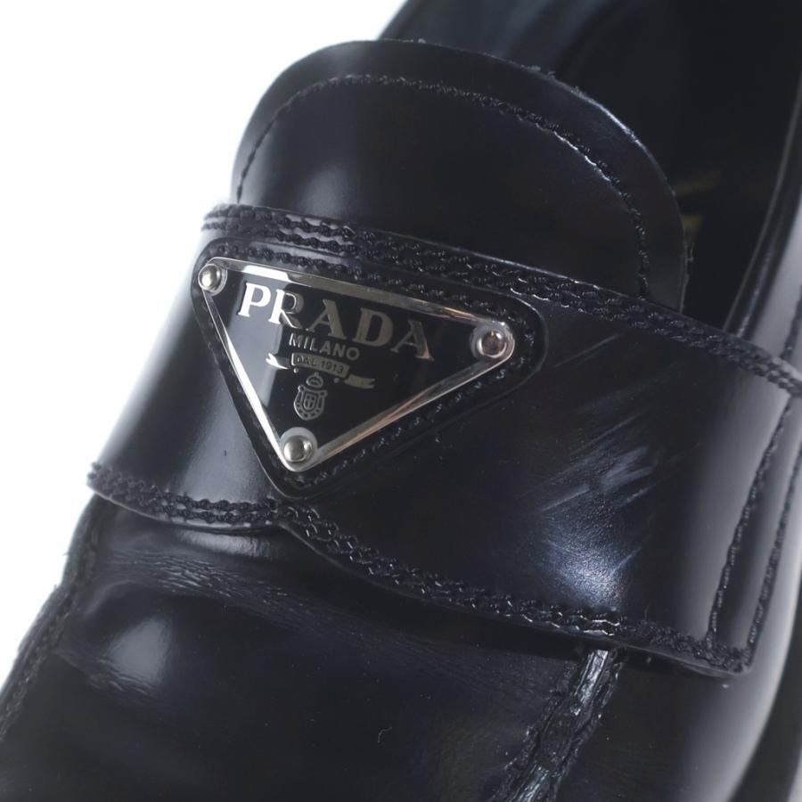 PRADA（プラダ） トライアングルロゴプレート ローファー 革靴 レザー