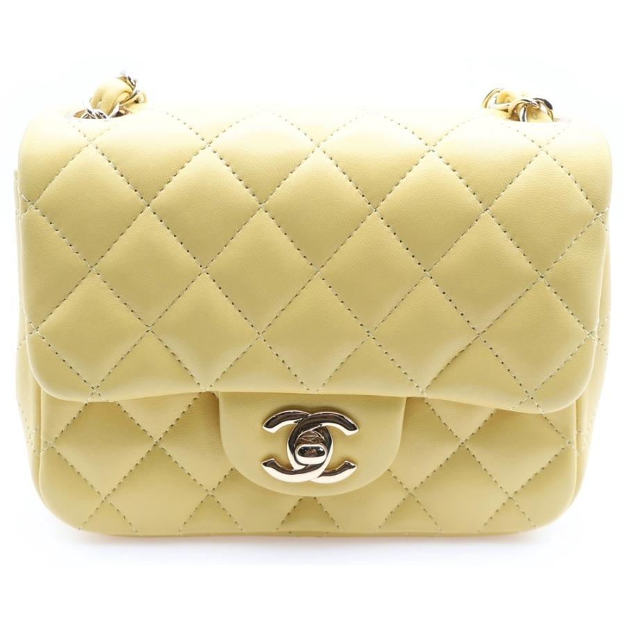 CHANEL（シャネル） ミニマトラッセ ココマーク ラムスキン レザー