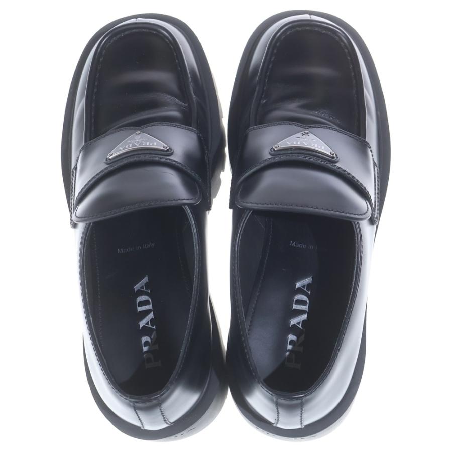 PRADA（プラダ） 三角プレート トライアングル ロゴ ブラッシュド