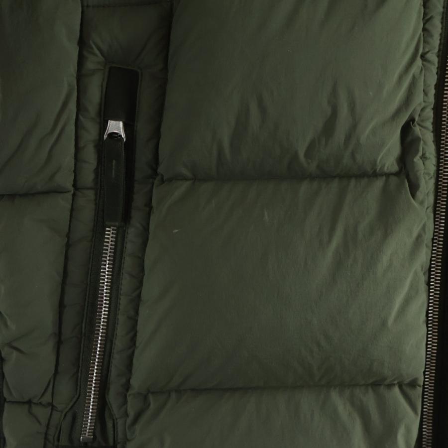 STONE ISLAND（ストーン アイランド） SEAMLESS TUNNEL NYLON DOWN-TC