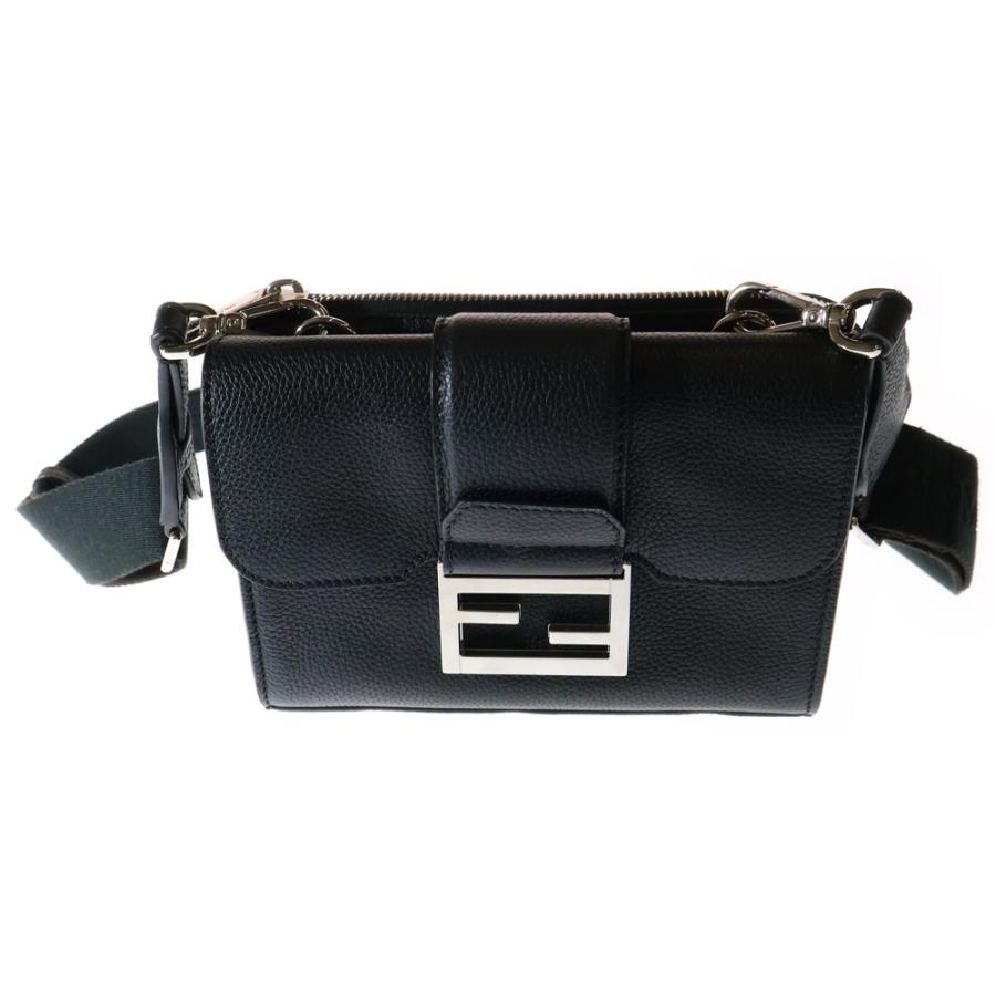 フェンディ　ダブルバケット ☆FENDI DOUBLE BAGETTE BAG ダブルバゲットバッグ (FENDI/ショルダー