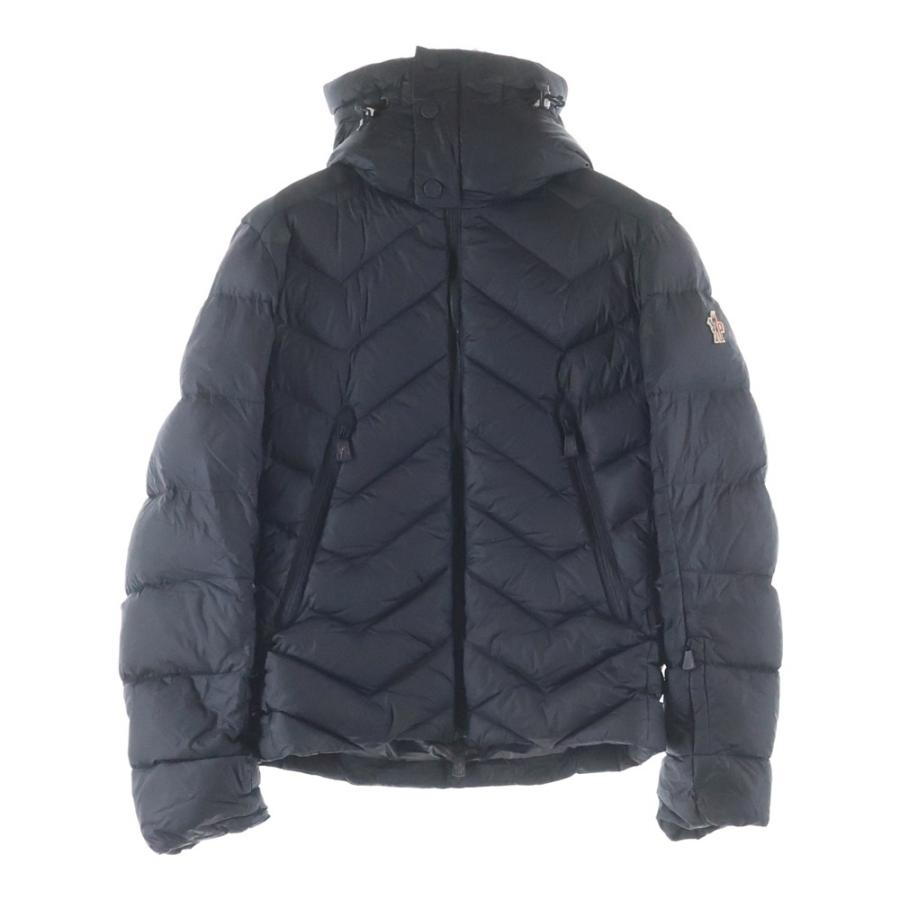 MONCLER（モンクレール） ワッペンロゴ フーデッド ダウンジャケット