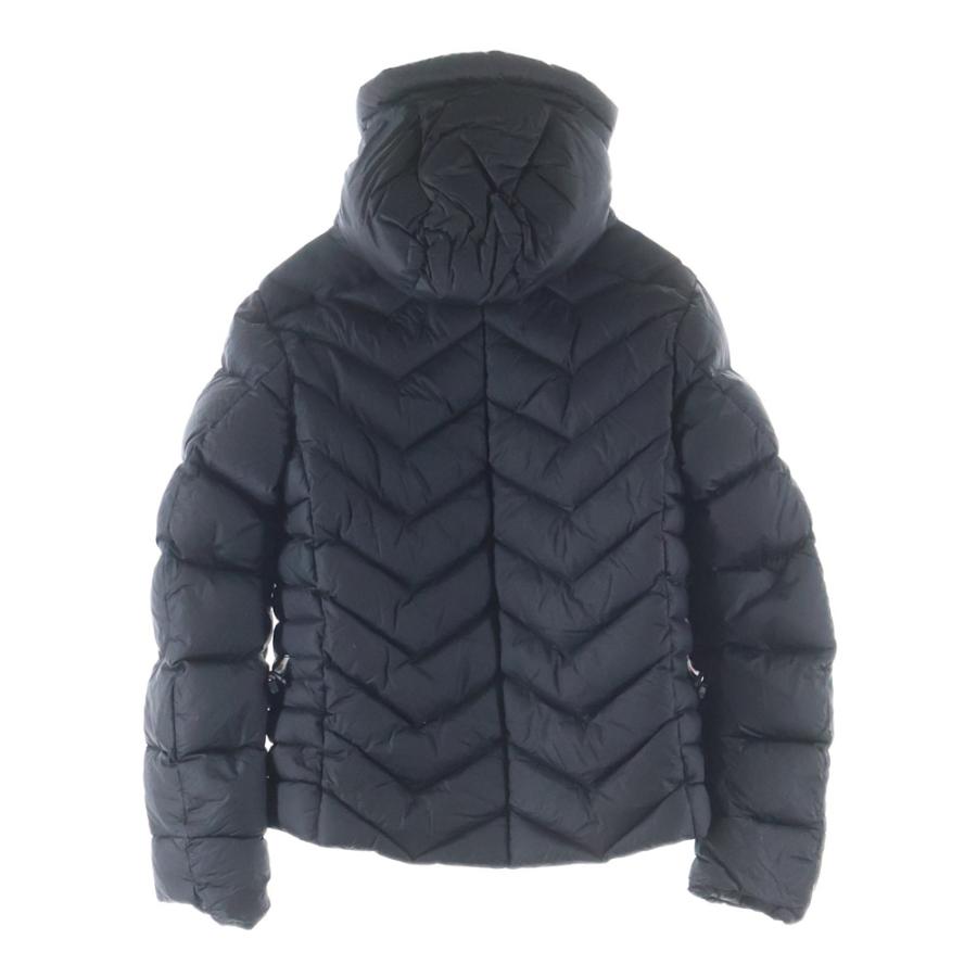 MONCLER（モンクレール） ワッペンロゴ フーデッド ダウンジャケット 