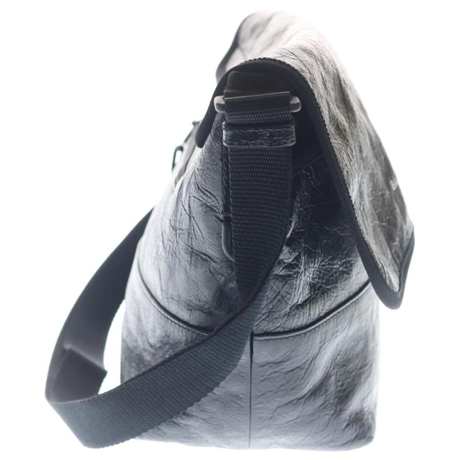 【美品】BALENCIAGA エクスプローラー レザー ショルダーバッグ 黒 BALENCIAGA（バレンシアガ） ショルダーバッグ EXPLORER FLAP MES M