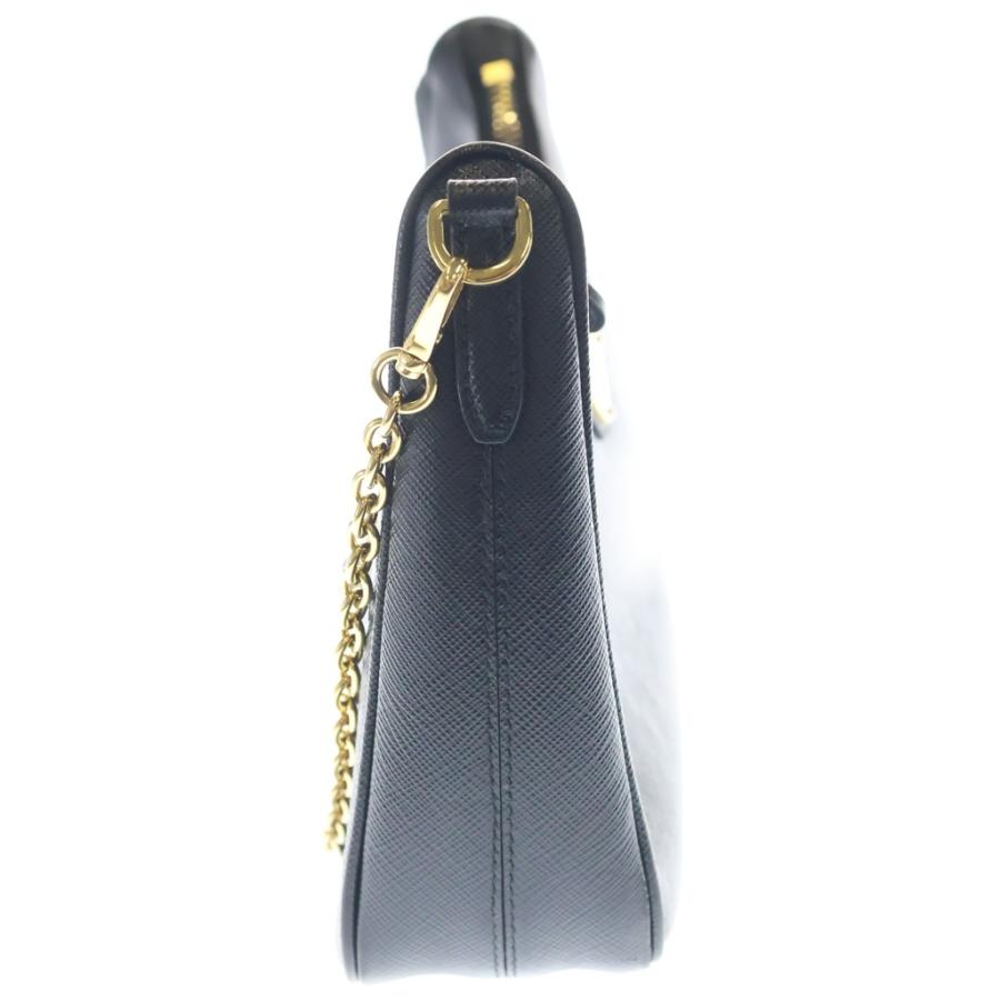 PRADA（プラダ） Re-Edition 2005 サフィアーノレザーバッグ 2WAY