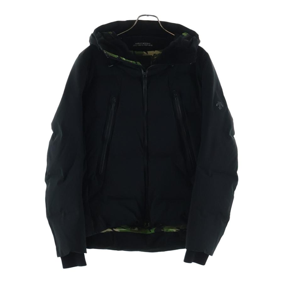 DESCENTE（デサント） 水沢DOWN 内側カモフラ柄 フーデッドダウン