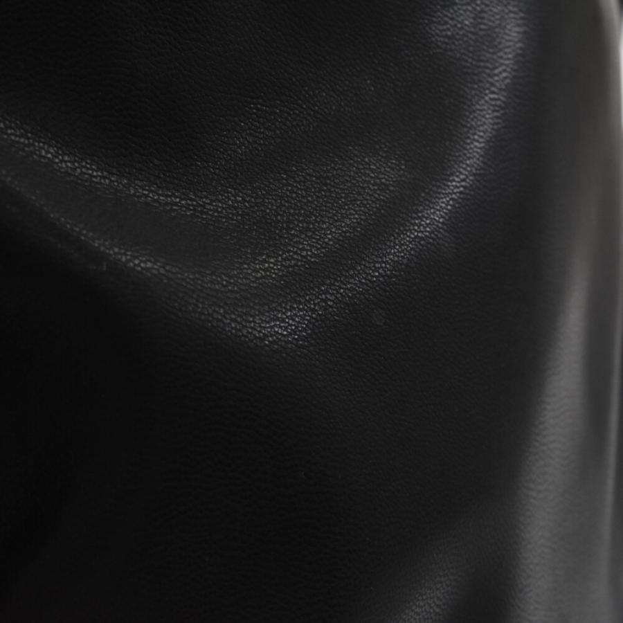 DIESEL（ディーゼル） エンボスロゴ コーテッドパファー ナイロン