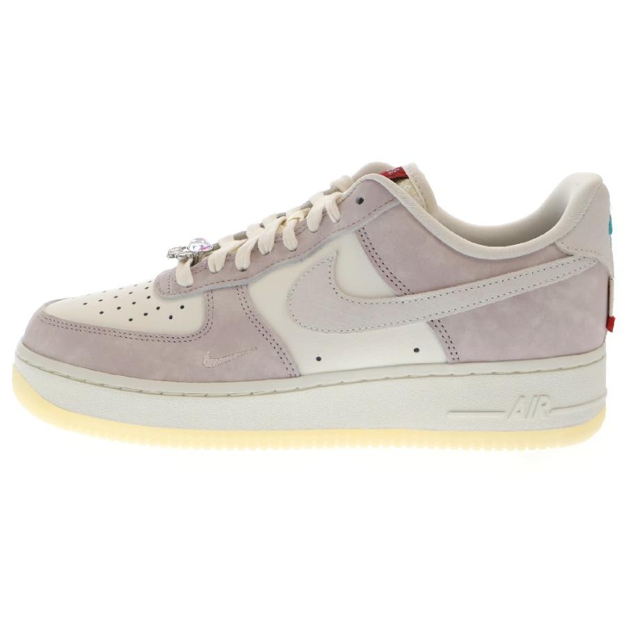 NIKE（ナイキ） ウィメンズ エアフォース1 07 LX チャイニーズニュー 