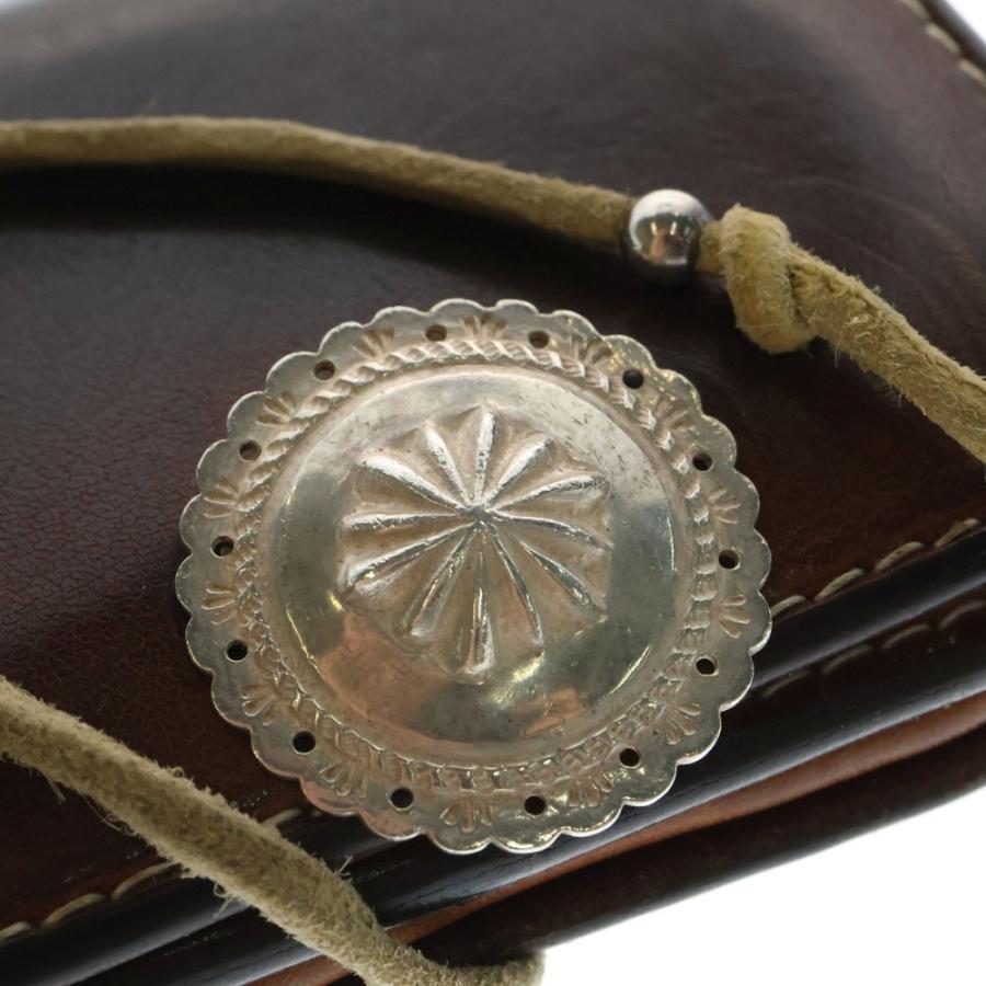 goro's（ゴローズ） SVフラワーコンチョ付き角型小銭入れ レザー