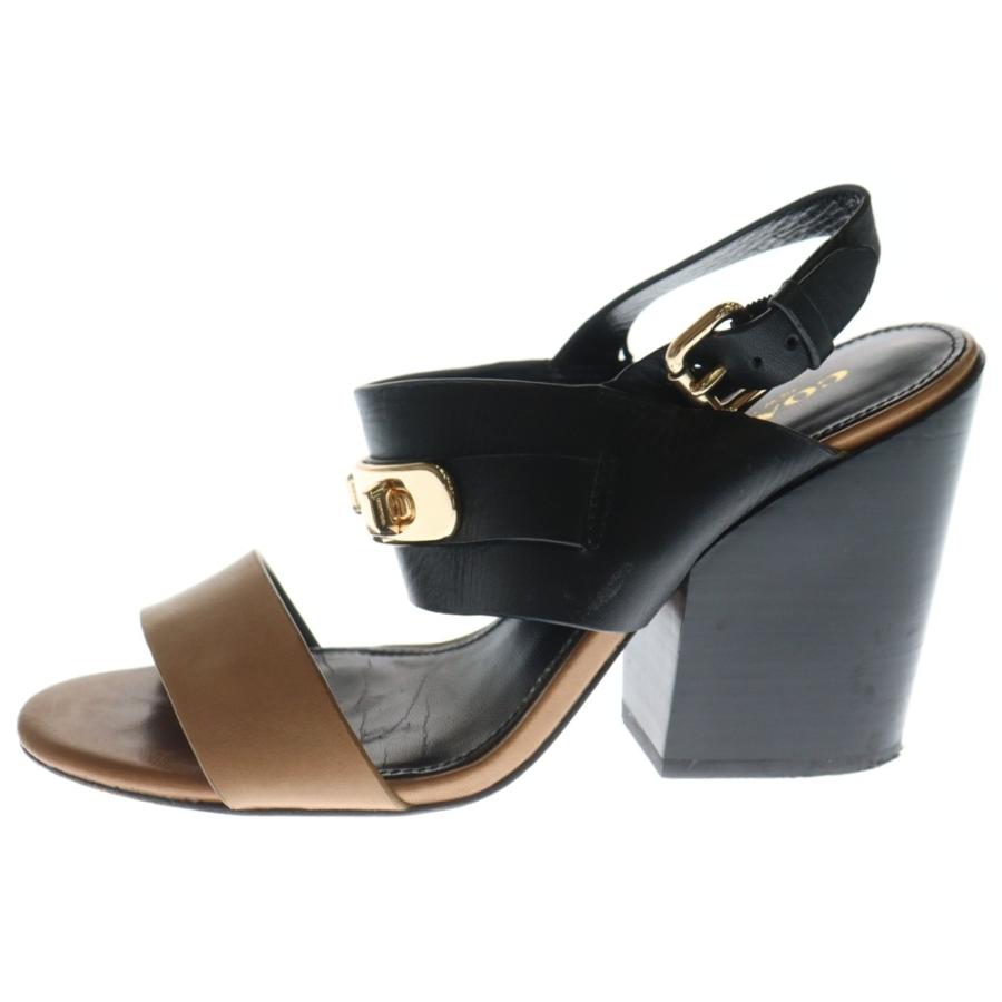 COACH（コーチ） ロゴデザイン金具付き ストラップ レザー ヒール