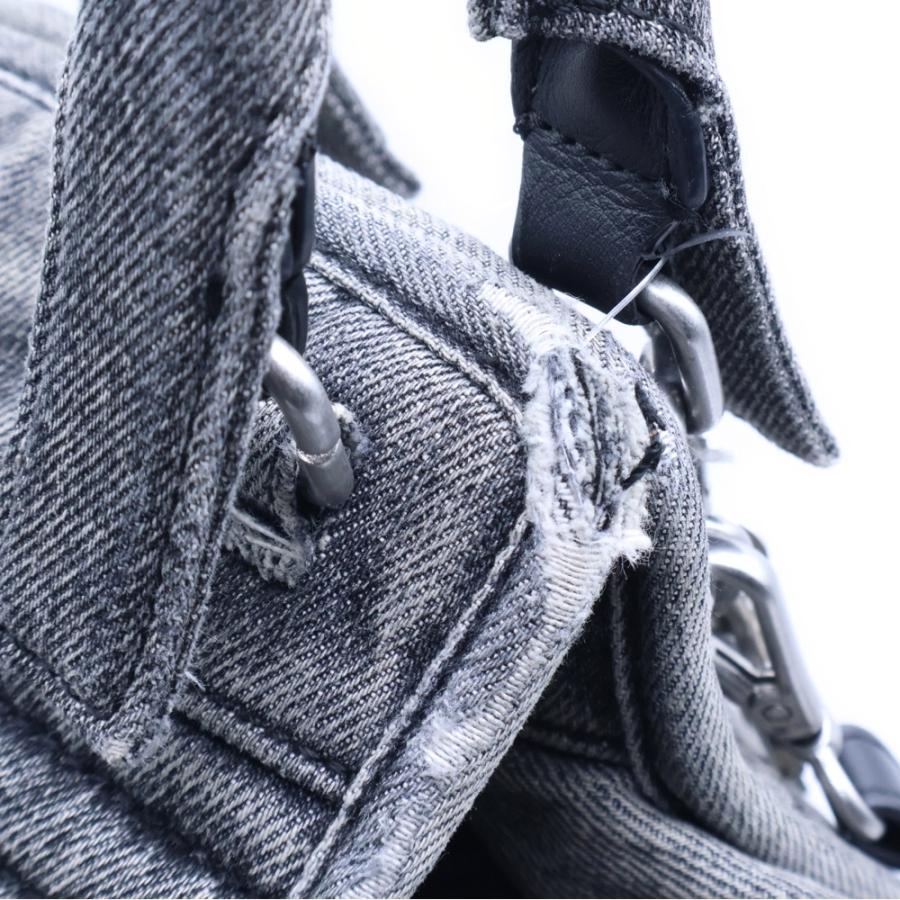 DIESEL（ディーゼル） D-VINA-S SHOULDER BAG ロゴチャーム 2WAY