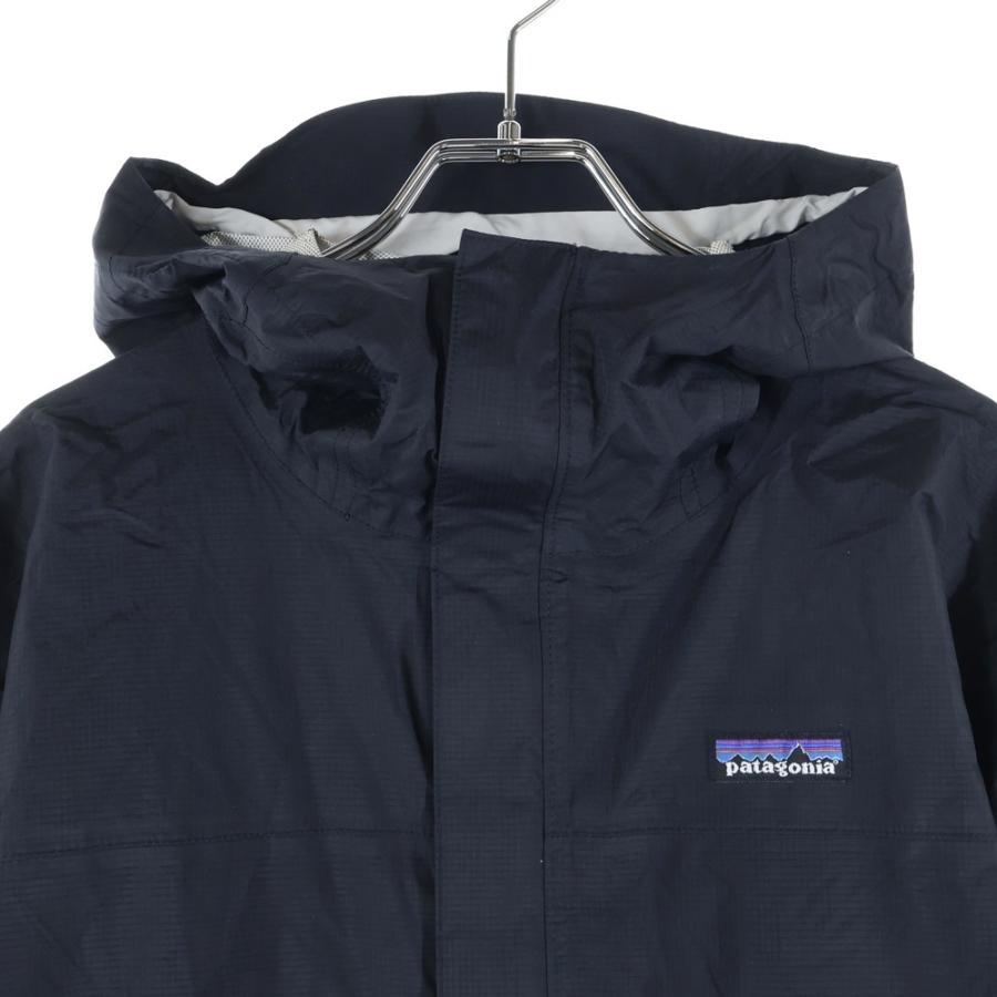 patagonia（パタゴニア） 胸ロゴデザイン マルチポケット フーデッド