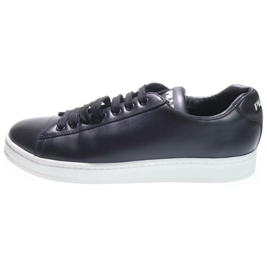 PRADA（プラダ） カーフレザー ローカット ロゴ スニーカー ブラック