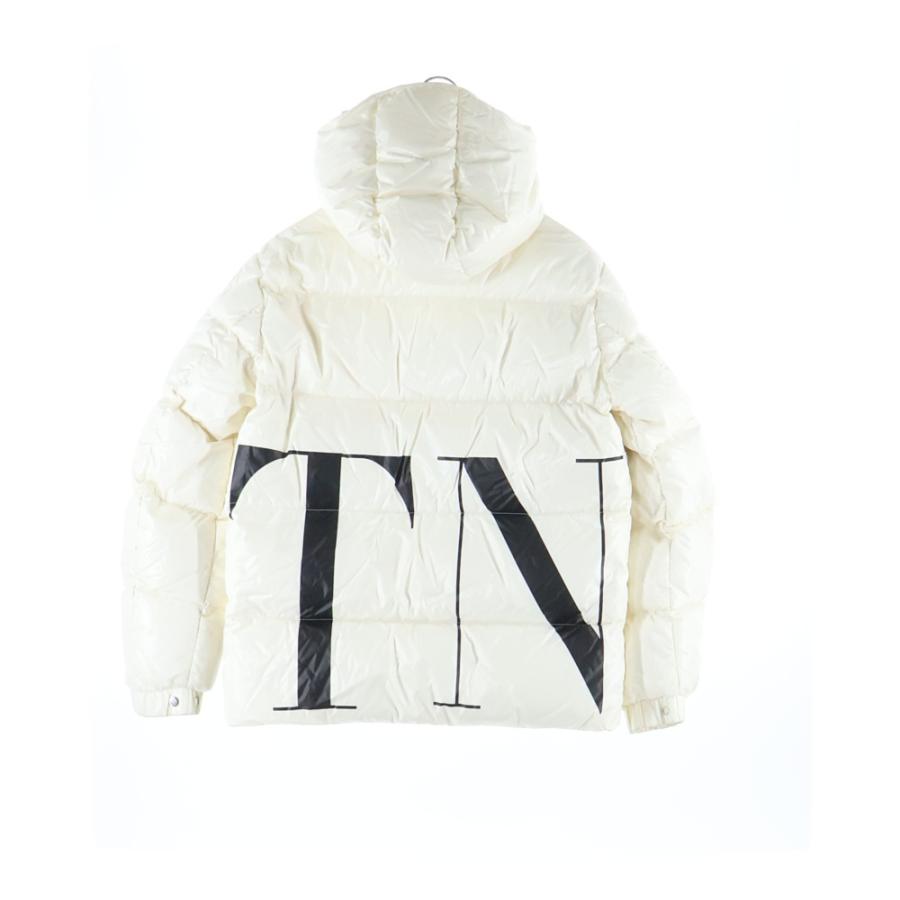 MONCLER（モンクレール） 18AW ×VALENTINO ヴァレンティノ ロゴ