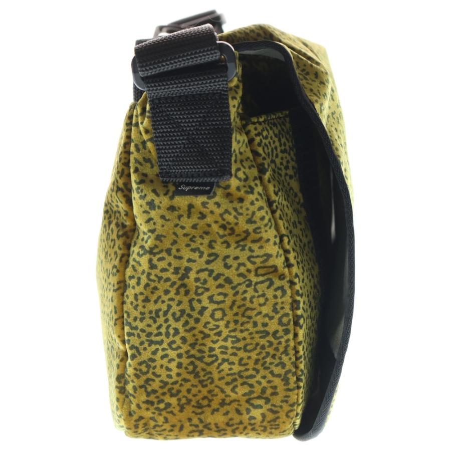 Supreme（シュプリーム） 25AW Velvet small Messenger Bag べルベット