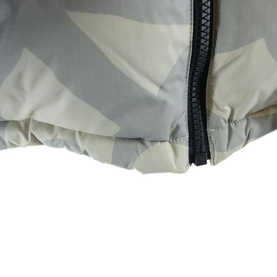 ザノースフェイス ×KAWS RETRO 1996 NUPTSE JACKET カウズ レトロヌプシ ジップアップダウンジャケット マルチカラー NF0A7WLUの画像