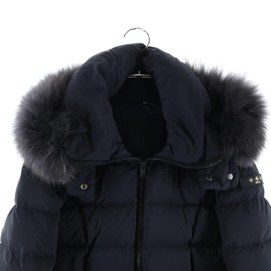 定価11万タトラス　セラミカ　ダウンコート　ファ　ブラック　Lー TATRAS（タトラス） 20AW CERAMICA セラミカ ファーフーデッドダウン
