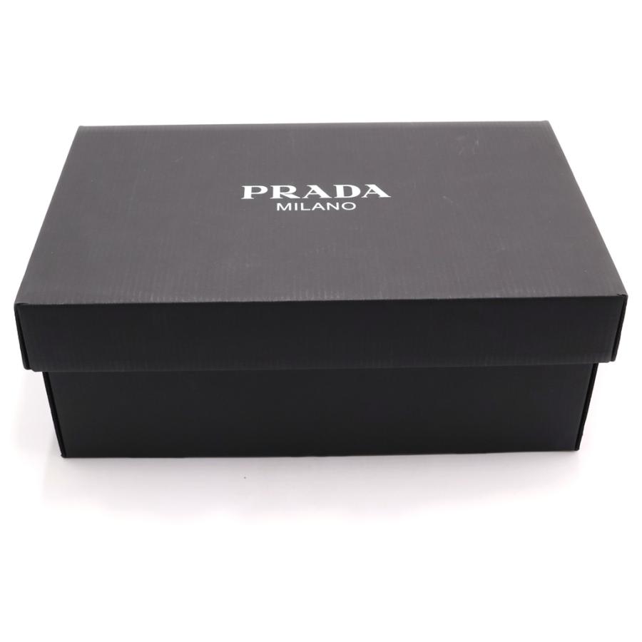 PRADA（プラダ） LANE レーン トライアングルロゴプレート スウェード