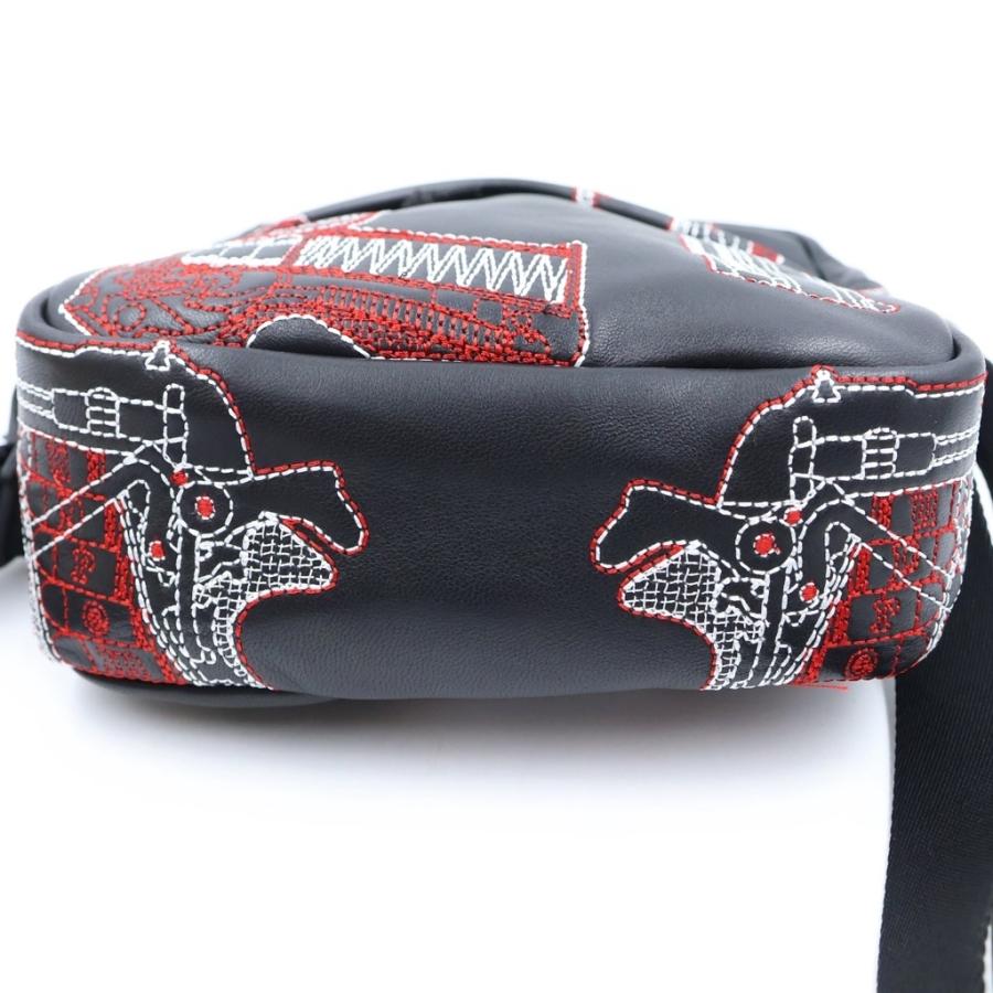 Supreme（シュプリーム） 26SS Guns Embroidered Leather Shoulder Bag