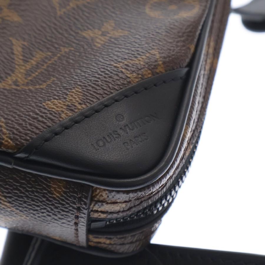 LOUIS VUITTON（ルイ・ヴィトン） ユーティリティ モノグラム ハーネス
