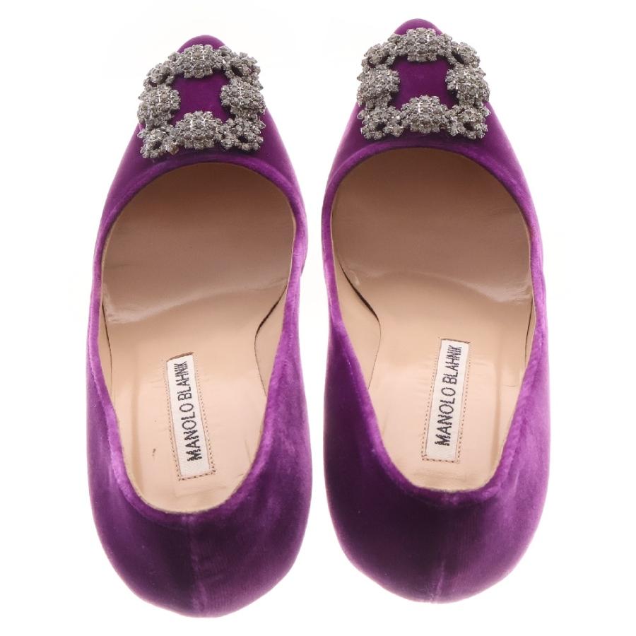 箱付き マノロブラニク ハンギシ ベルベット フラットパンプス