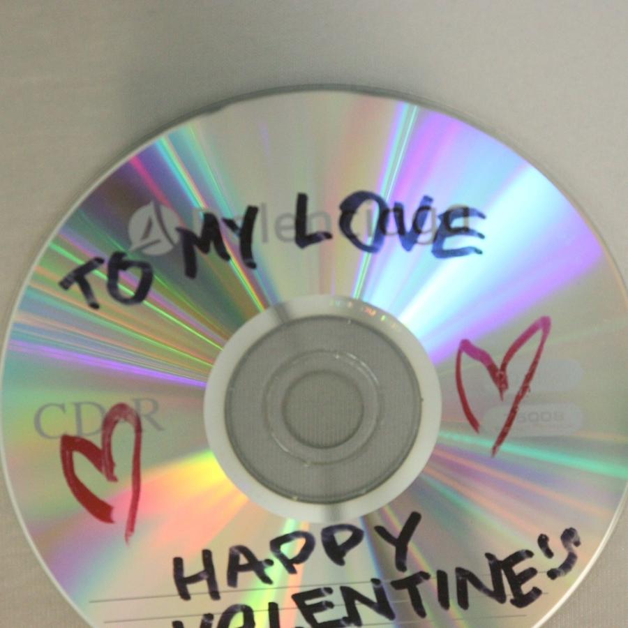 BALENCIAGA（バレンシアガ） TO MY LOVE HAPPY VALENTINE TEE