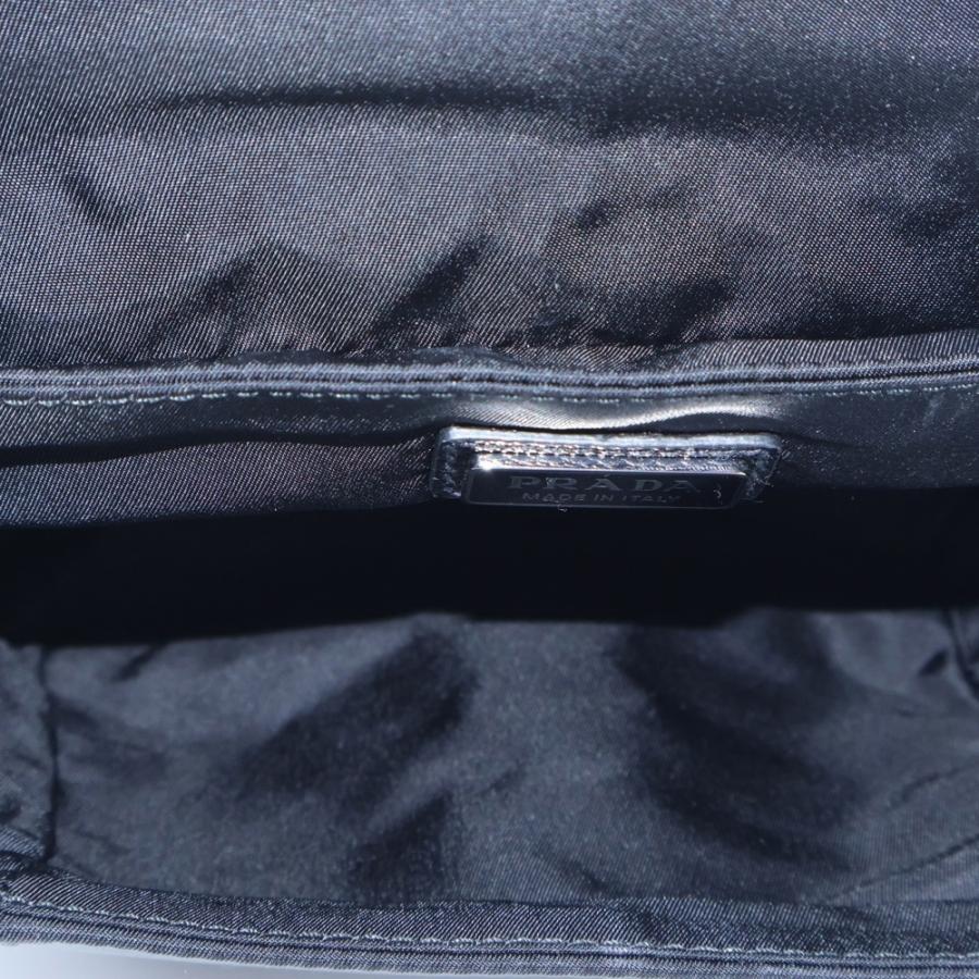 PRADA（プラダ） Re-Nylon サフィアーノレザー切替 トライアングルロゴ
