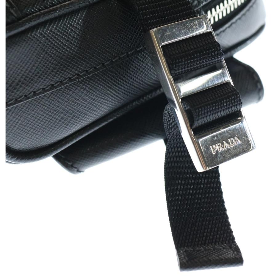 PRADA（プラダ） サフィアーノ トライアングル ベルトバッグ ボディ