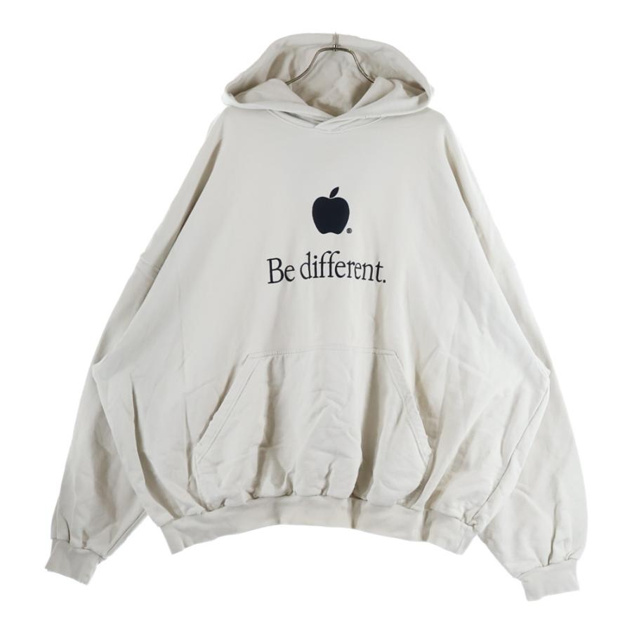 BALENCIAGA（バレンシアガ） 22AW Be different 刺繍 ダメージ加工