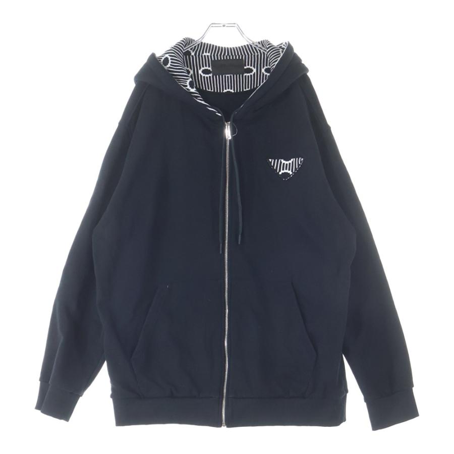 PRADA（プラダ） 22AW ストライクトライアングルロゴ ジップアップ