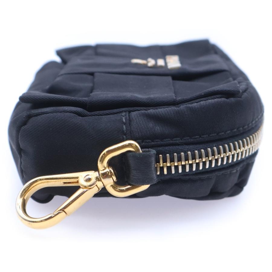 PRADA（プラダ） リボン ロゴプレート ナイロンマルチポーチ ブラック