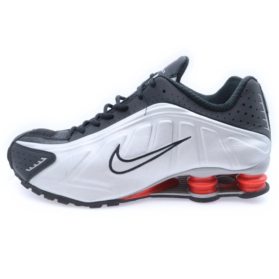 NIKE（ナイキ） SHOX R4 ショックス ローカットスニーカー シルバー