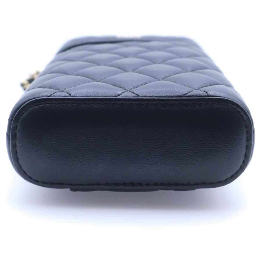 CHANEL（シャネル） ココマーク マトラッセ バニティ ラムスキン