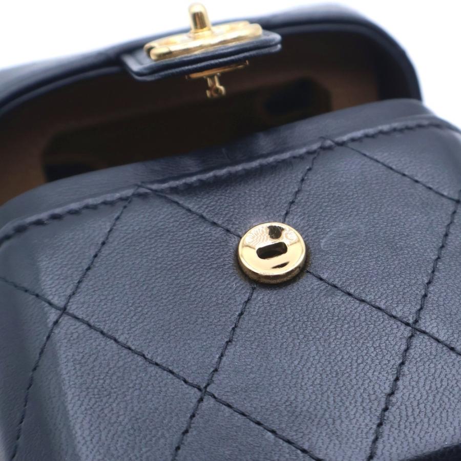 CHANEL（シャネル） ココマーク マトラッセ ラムスキン レザー