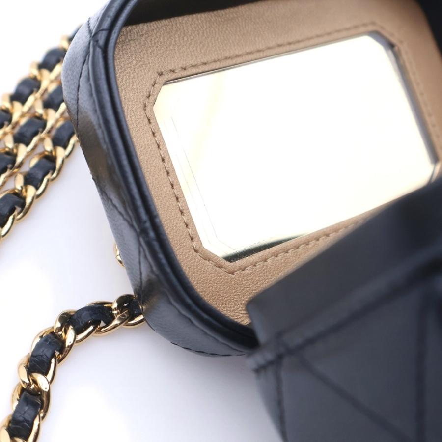 CHANEL（シャネル） ココマーク マトラッセ ラムスキン レザー
