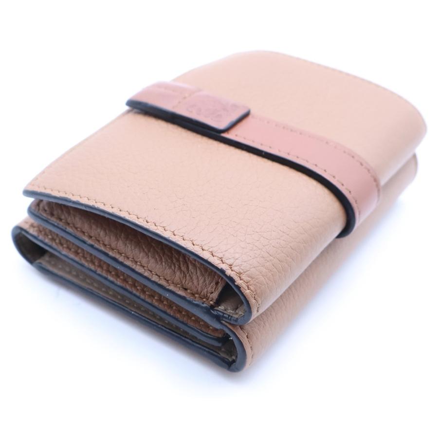 LOEWE（ロエベ） トライフォールド アナグラム レザー コンパクト
