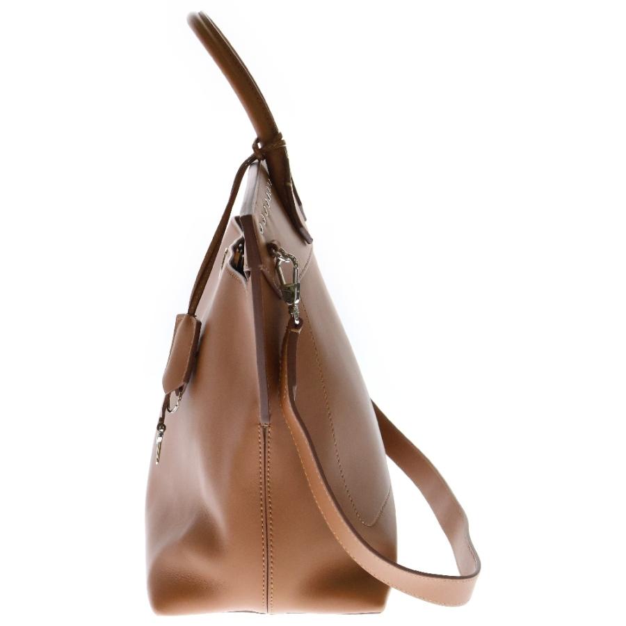 美品 バーバリー スタッズ レザー2way ハンドショルダーバッグ BURBERRY（バーバリー） スタッズ 2WAY ショルダーバッグ ハンドバッグ