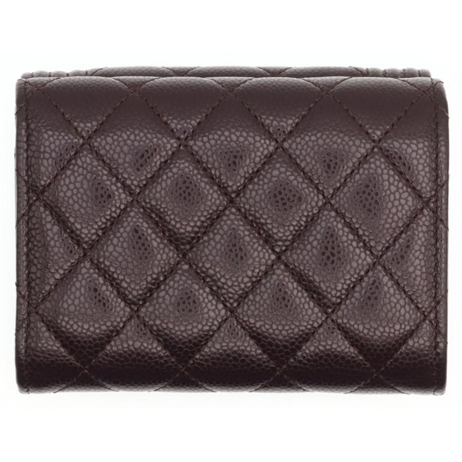 CHANEL（シャネル） ボーイシャネル キャビアスキン レザー コンパクト