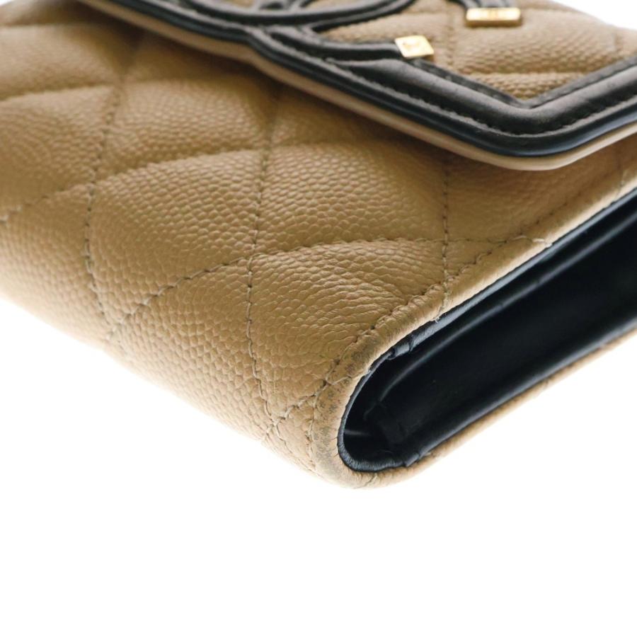 CHANEL（シャネル） CCフィリグリー 三つ折り財布 コンパクト