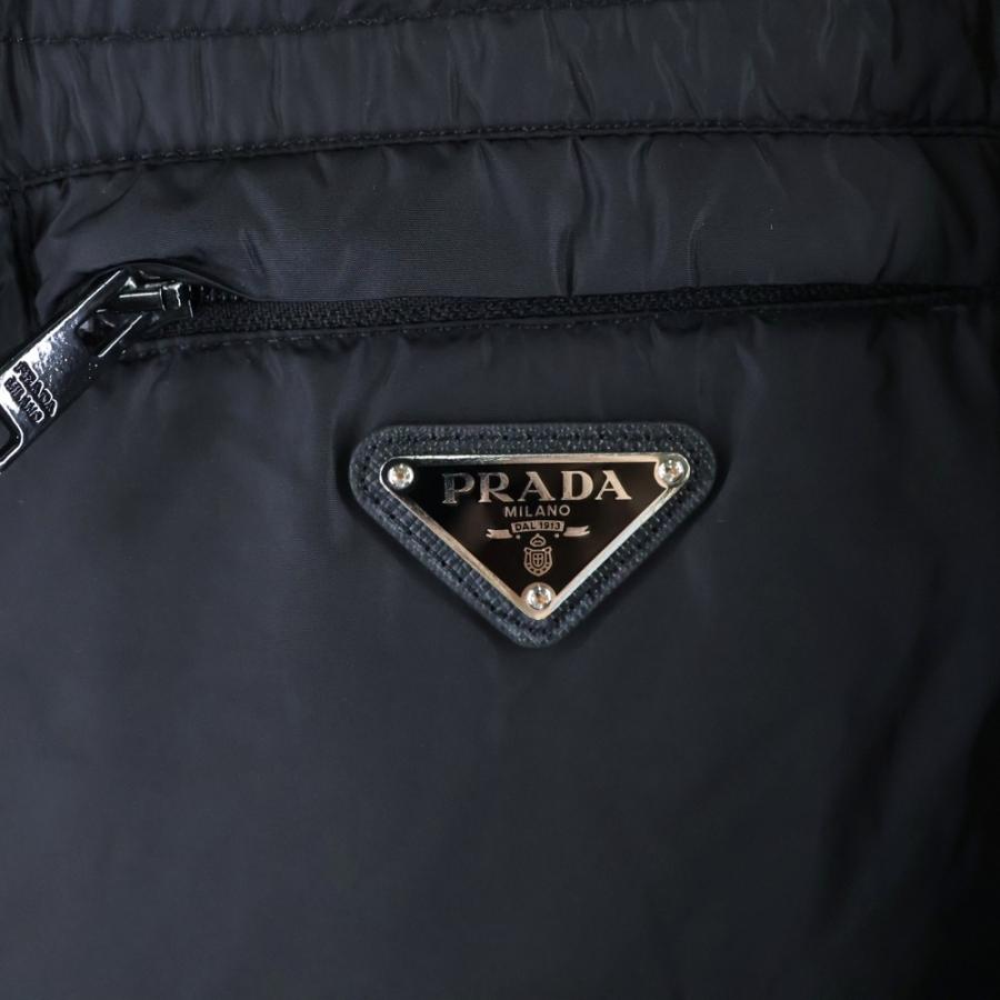 PRADA（プラダ） 22AW トライアングルロゴプレート フーデッド ジップ