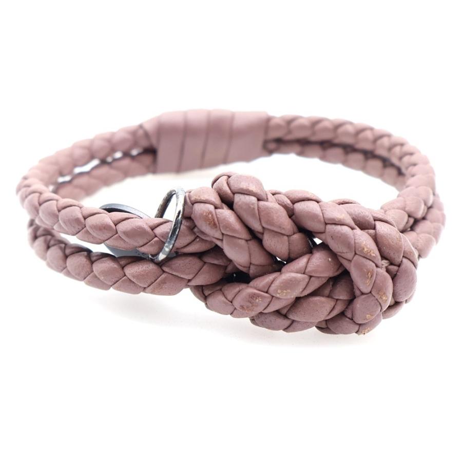 BOTTEGA VENETA（ボッテガ・ヴェネタ） イントレチャート レザー