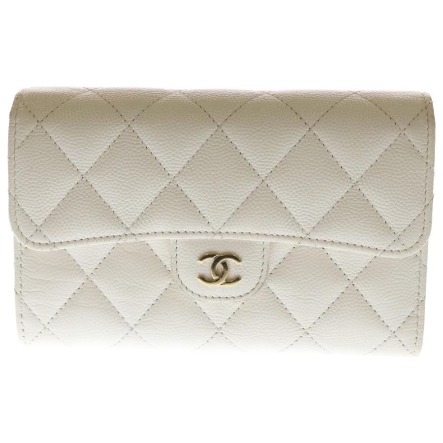 CHANEL（シャネル） マトラッセ キルティング 三つ折り財布 長財布