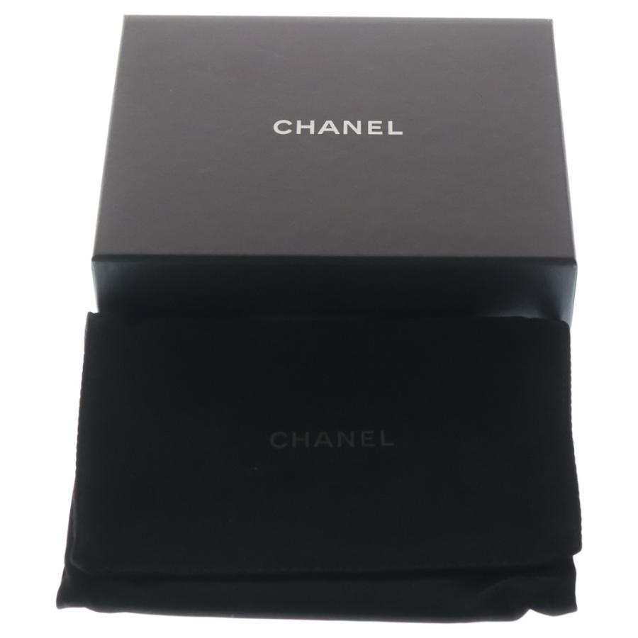 CHANEL（シャネル） マトラッセ キルティング 三つ折り財布 長財布