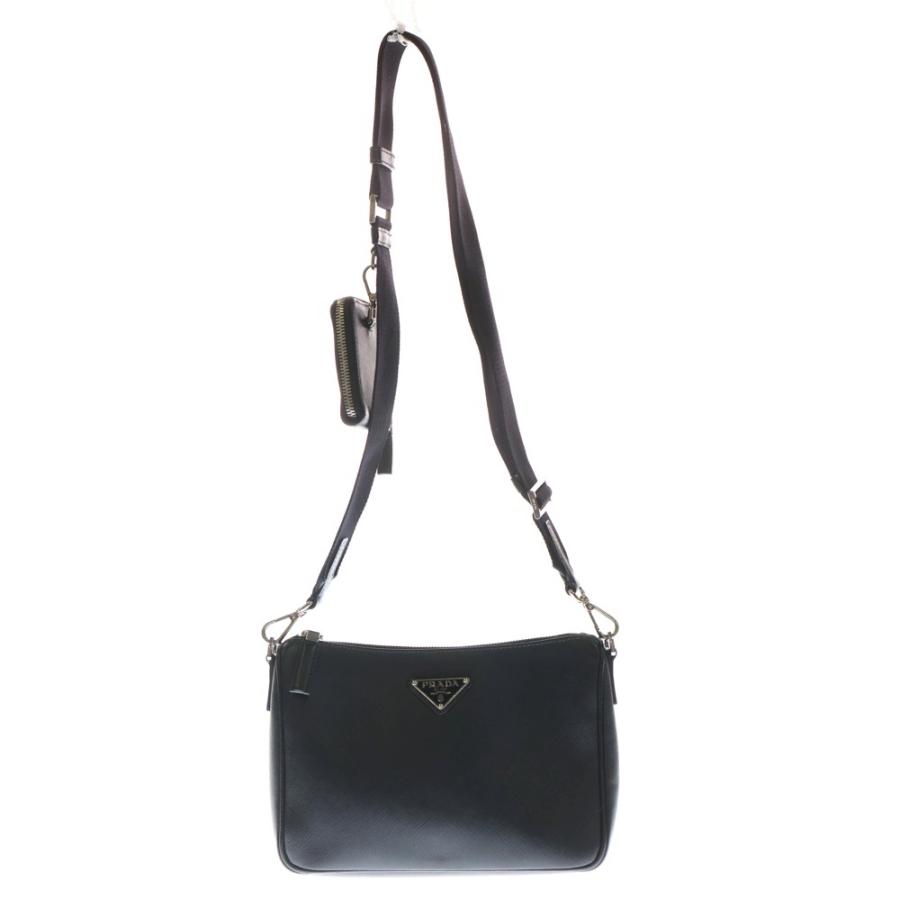 PRADA（プラダ） RE-NYLON リナイロン トライアングルロゴプレート