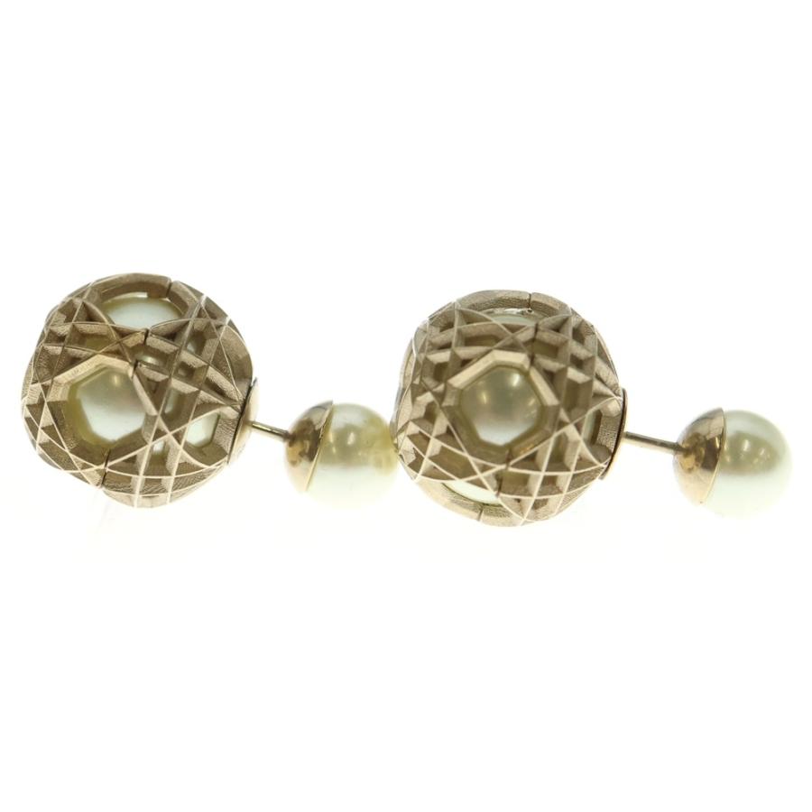 Christian Dior（クリスチャン・ディオール） トライバルボール ピアス