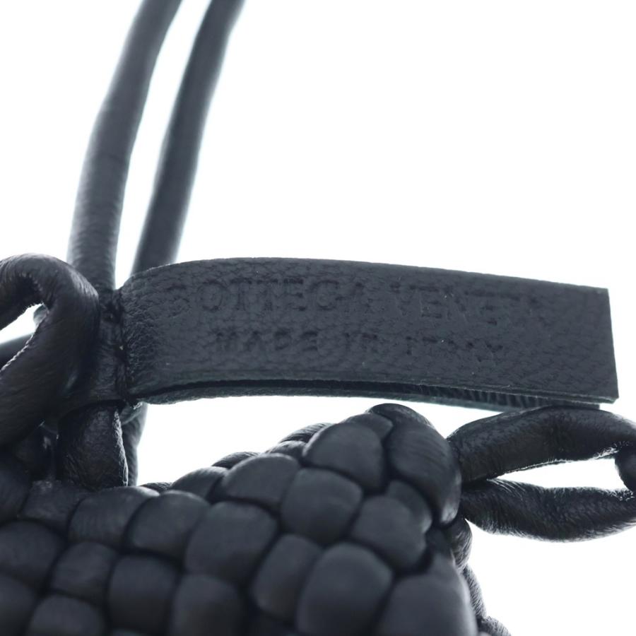 BOTTEGA VENETA（ボッテガ・ヴェネタ） イントレチャート ドッグ