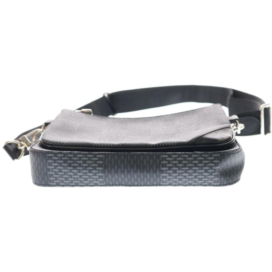 LOUIS VUITTON（ルイ・ヴィトン） ダミエグラフィット トリオ